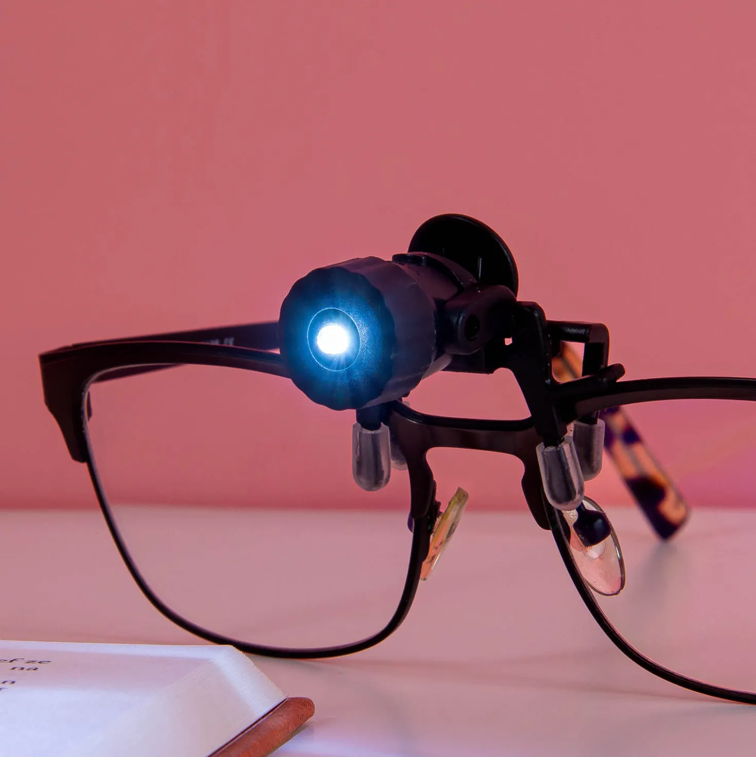 Clip on ledamp