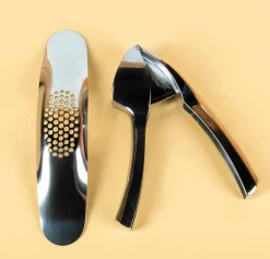 Essentials boek met knoflook tools