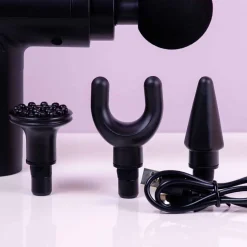 Massage gun met opzetstukken