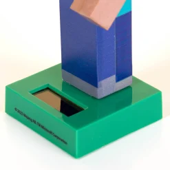 Minecraft Steve poppetje op zonne-energie