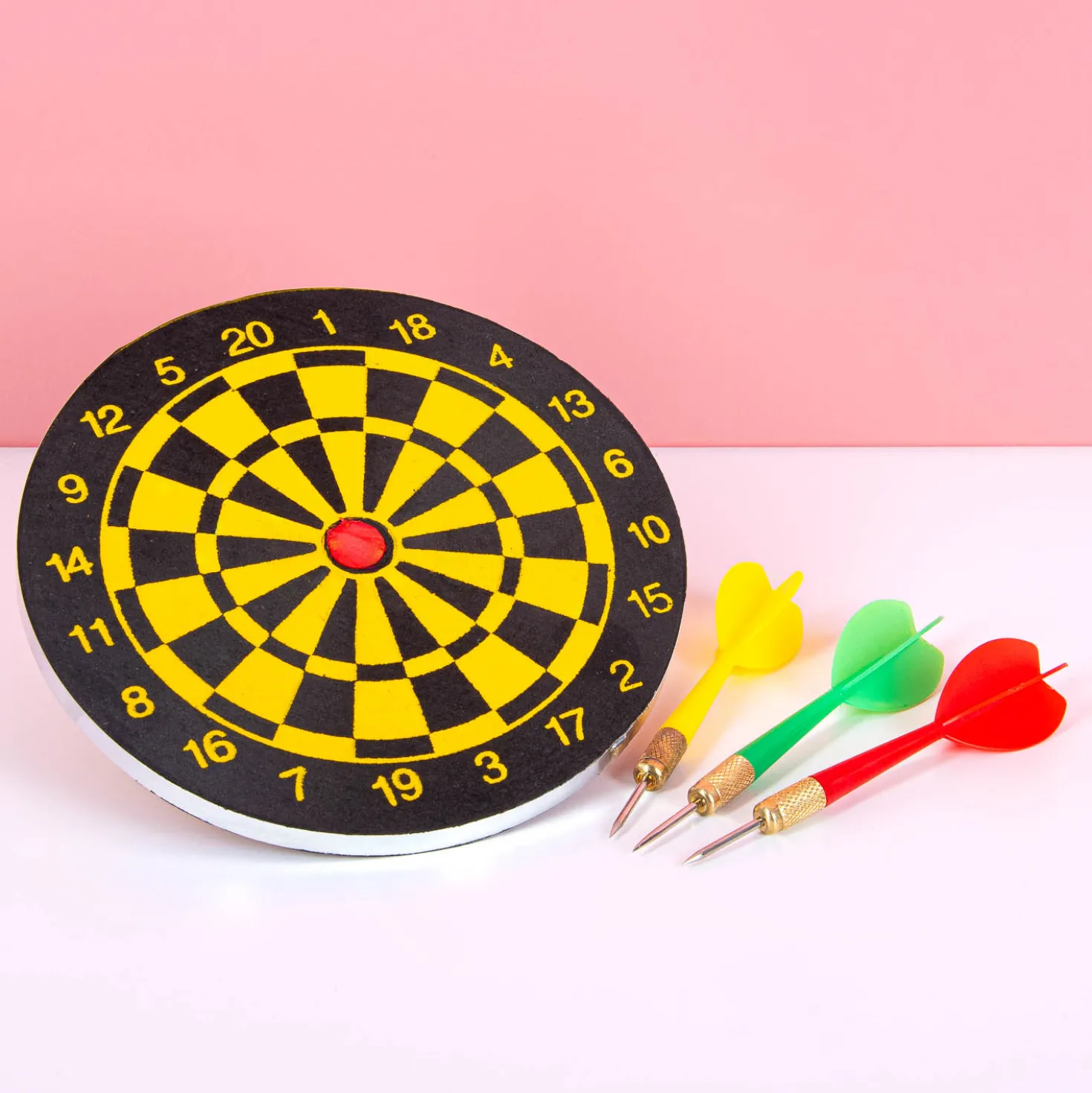 Mini dartbord met 3 darts