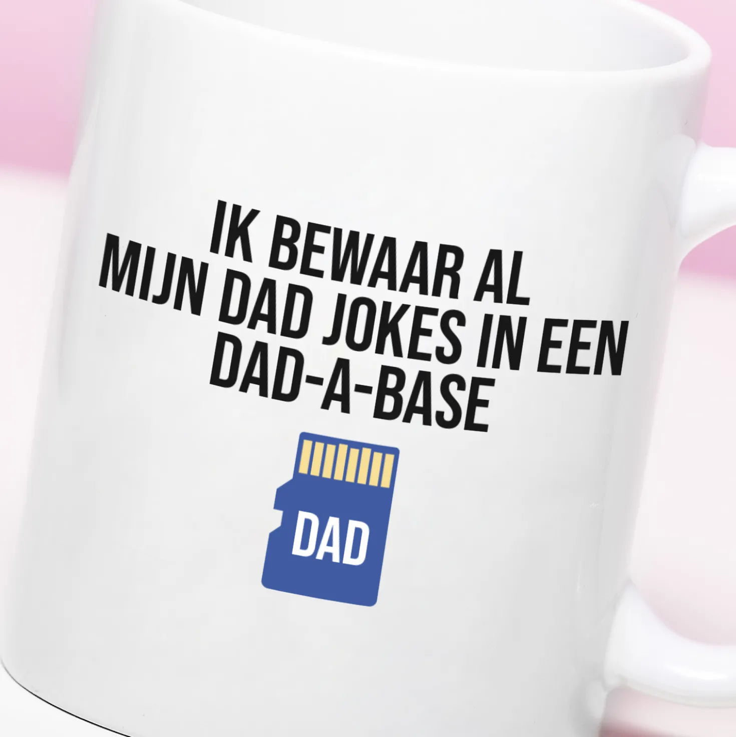 Mok Dad jokes in een DAD-A-BASE
