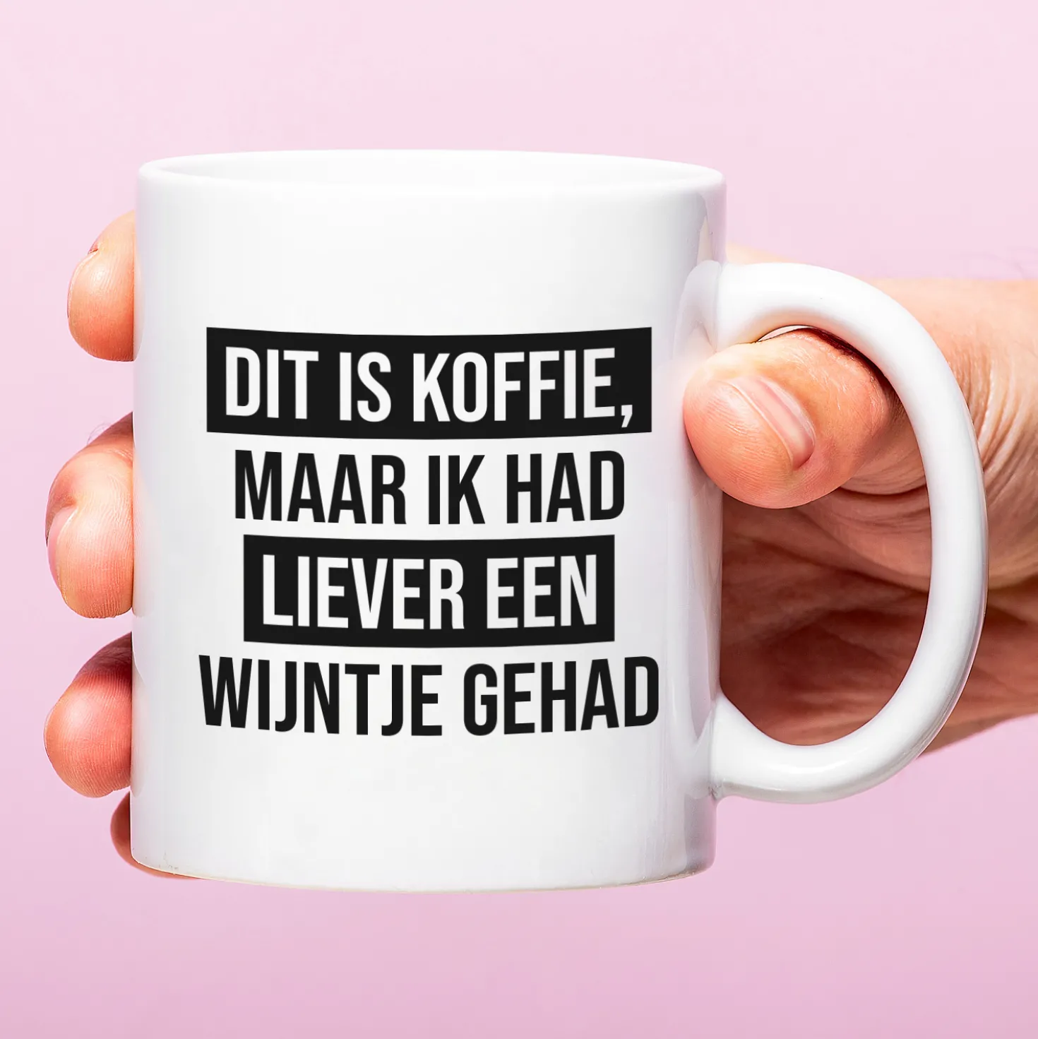 Mok Dit is koffie, maar ik had liever een wijntje gehad