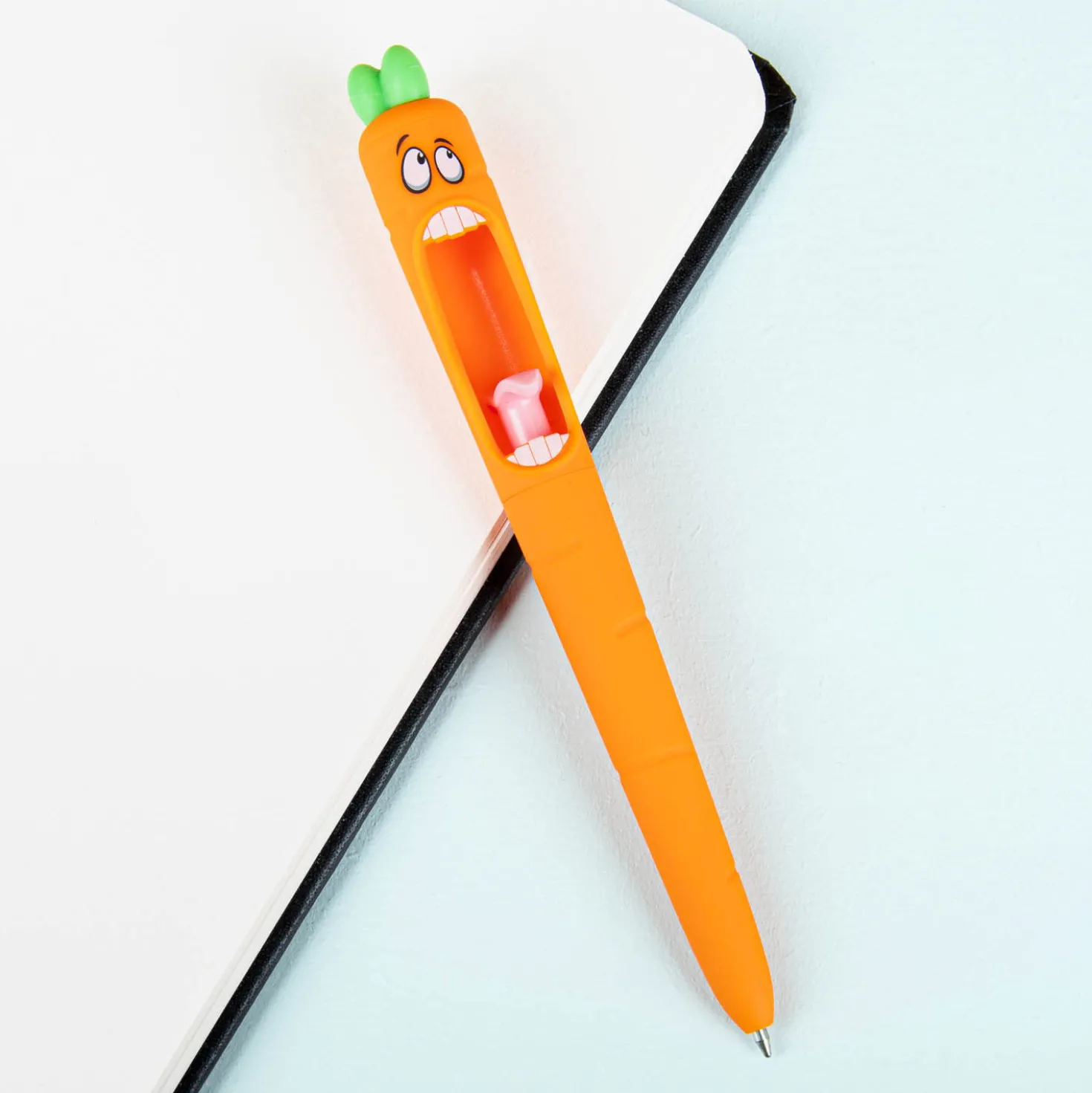Schreeuwende wortel pen