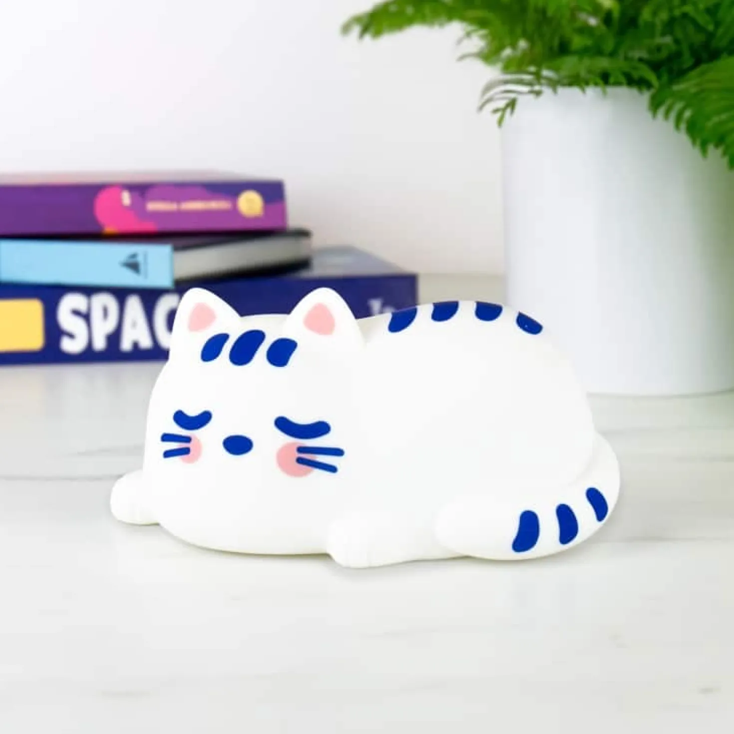 Slapende kat nachtlampje