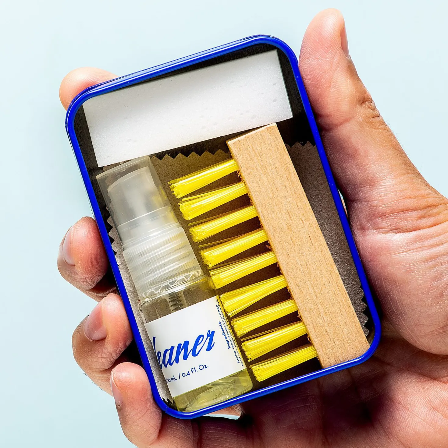 Sneaker Cleaning Kit Van Kikkerland