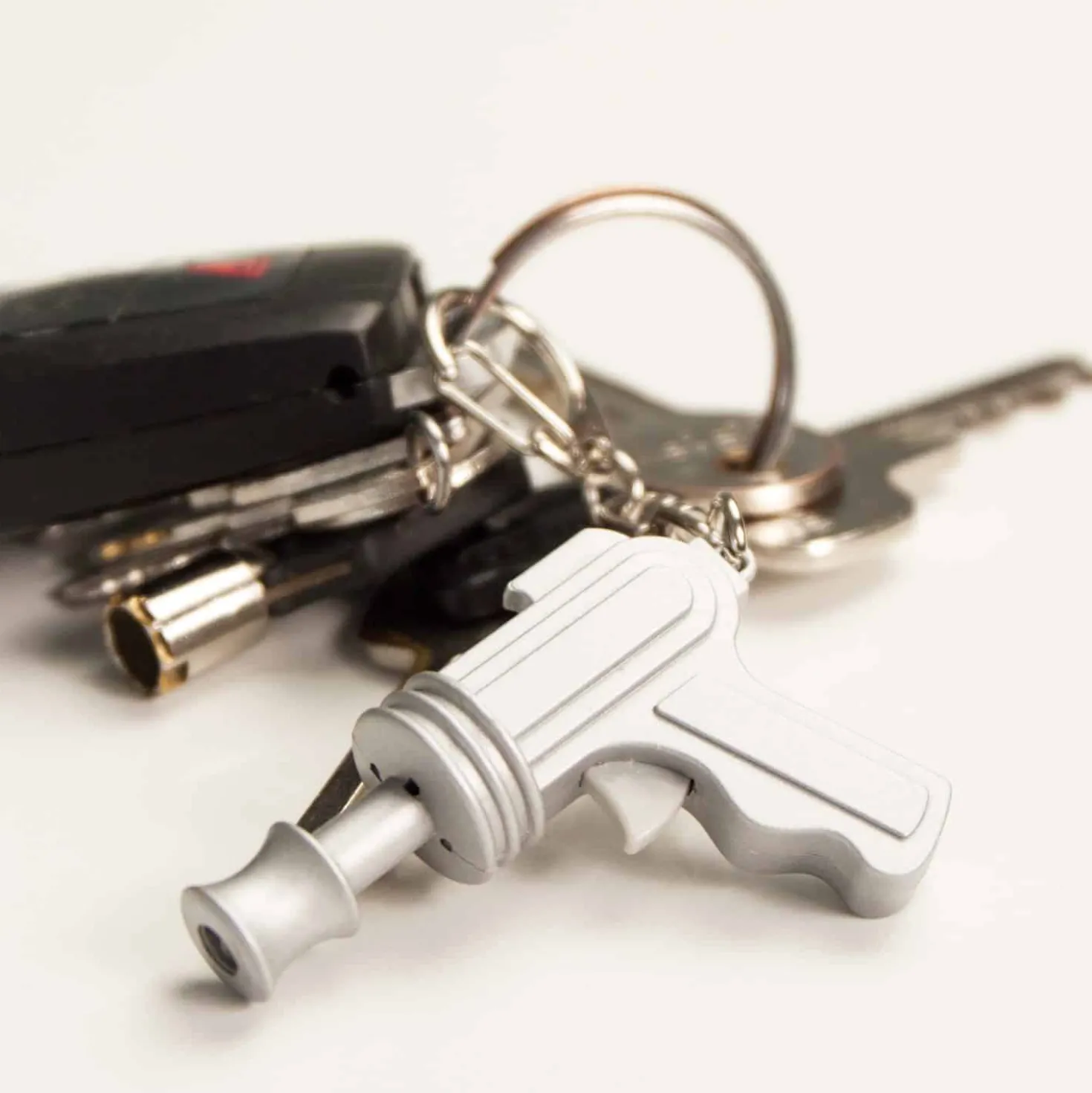 Space gun sleutelhanger